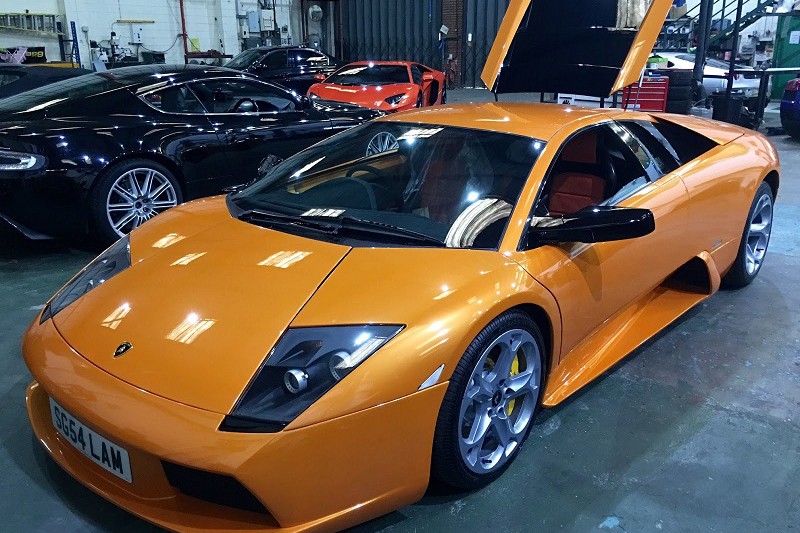 Lamborghini Mucierlago 